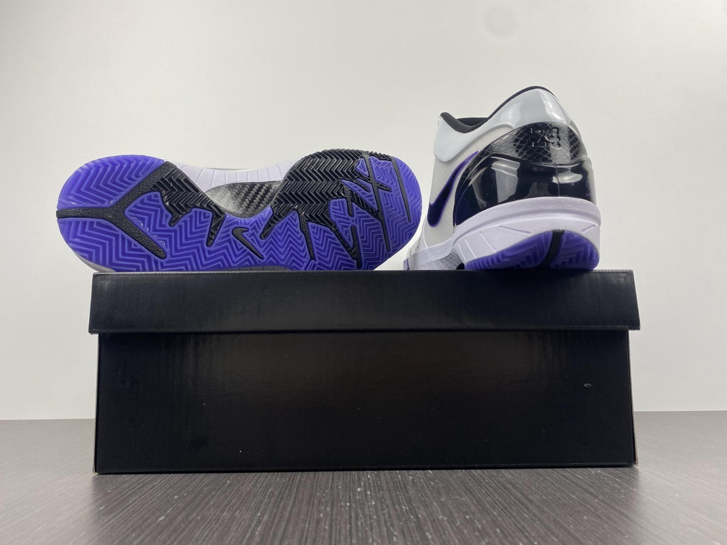 Tenis NK Zoom Kobe 4ª Geração