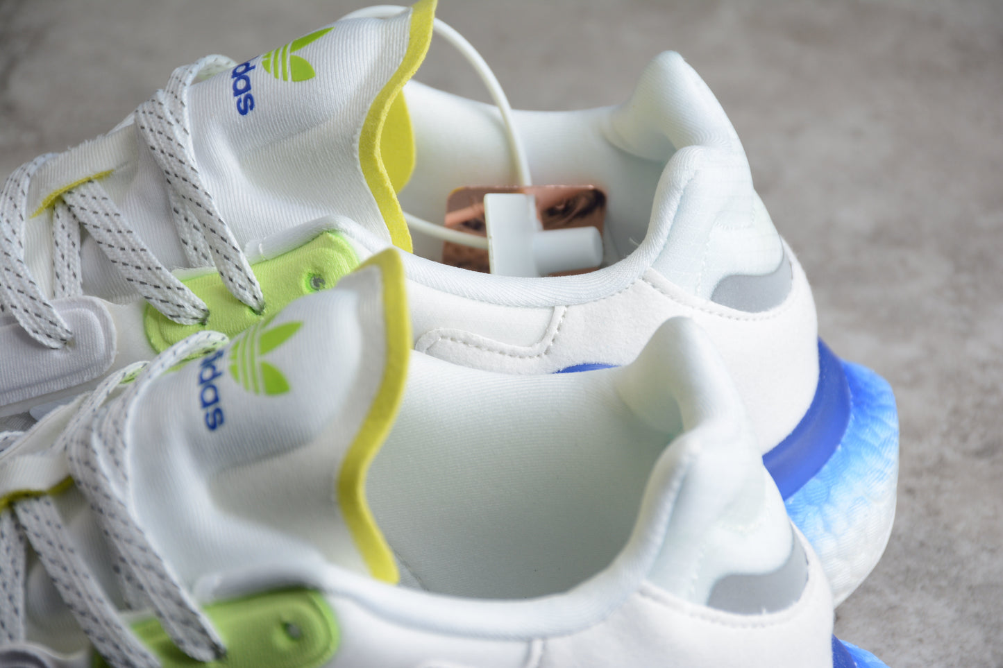 Tênis Adidas Day Jogger 2ª Geração