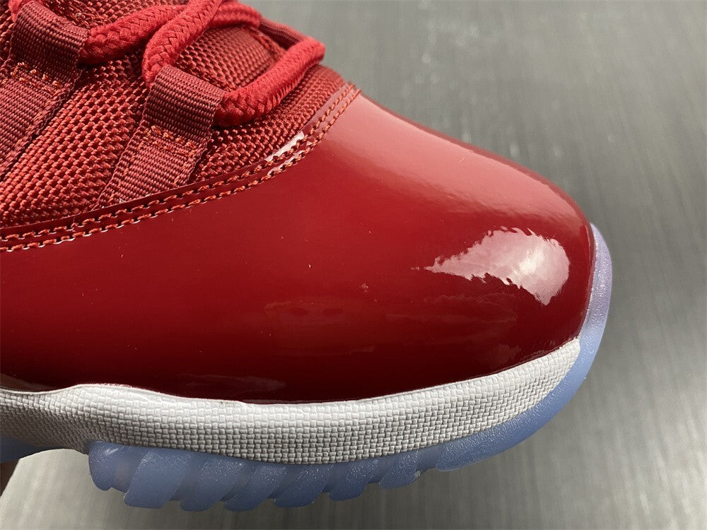 Air JD 11 – Bull Red High Top