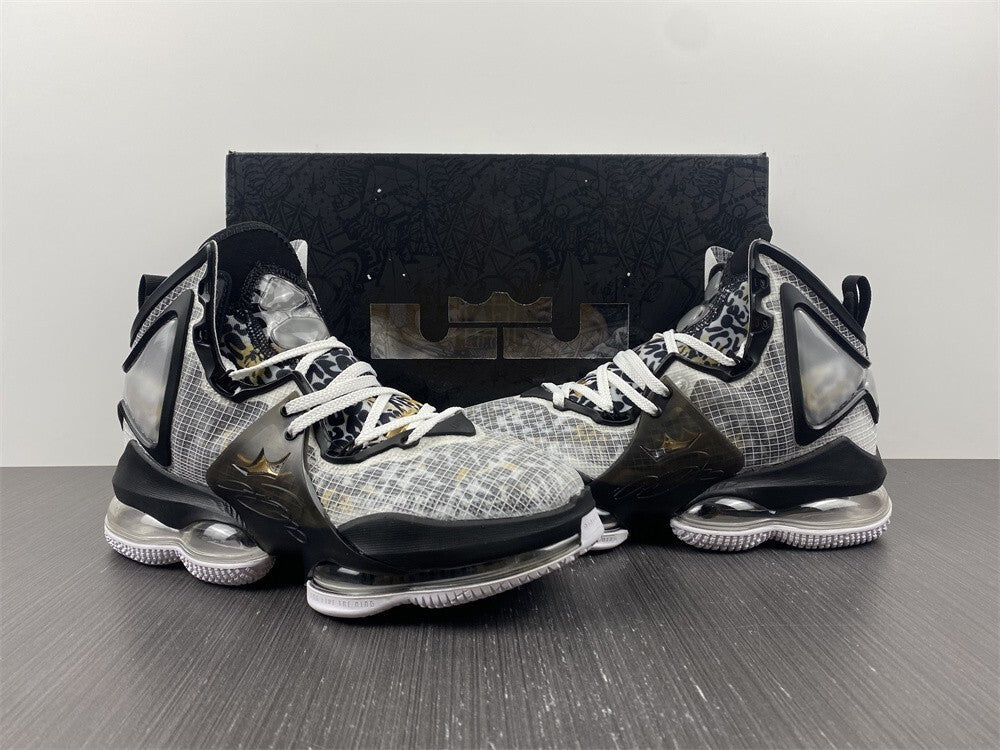Tênis NK LeBron XIX EP Preto e Cinza