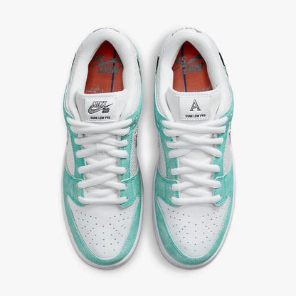 Tênis Nike April Skateboards x Dunk Low SB 'Turbo Green