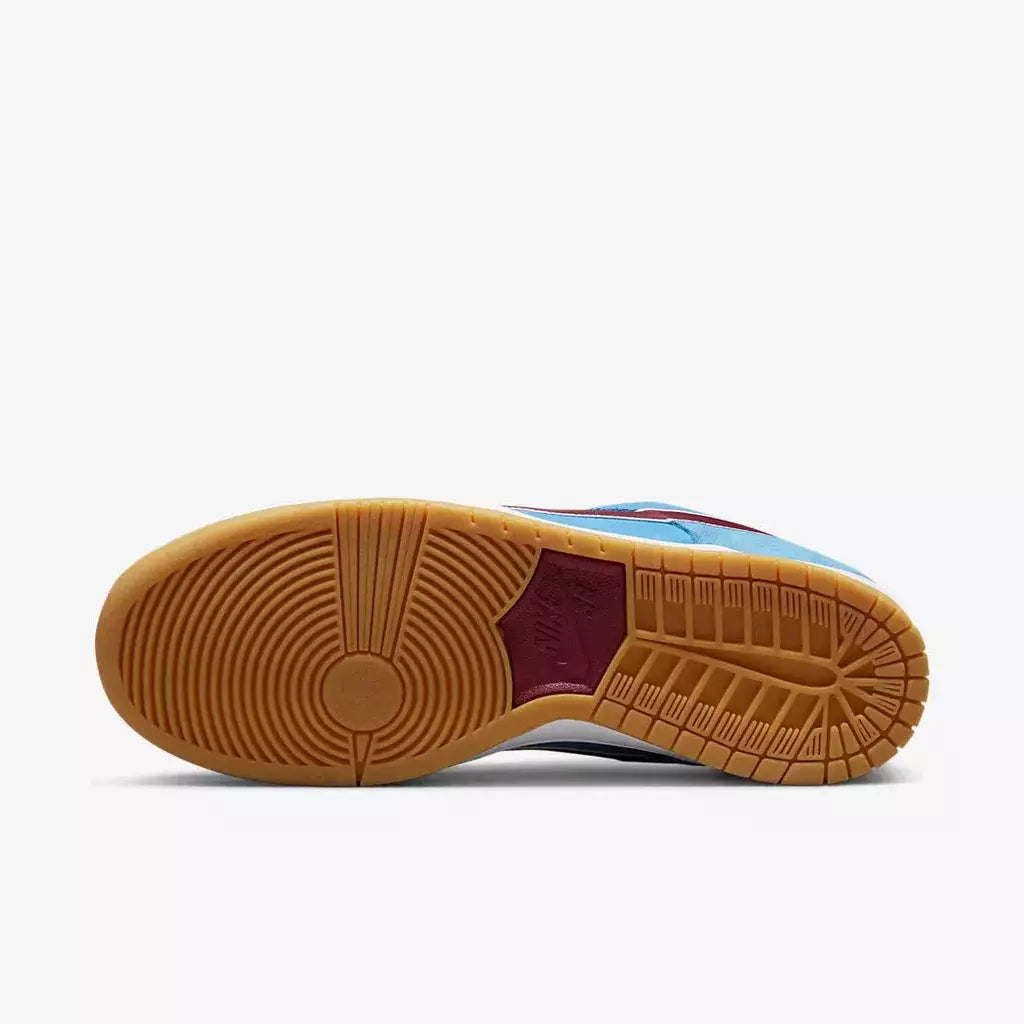Tênis Dunk Low Premium SB 'Philadelphia Phillies'