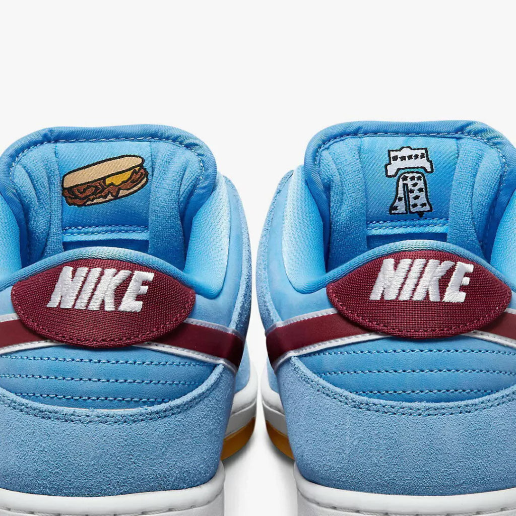 Tênis Dunk Low Premium SB 'Philadelphia Phillies'