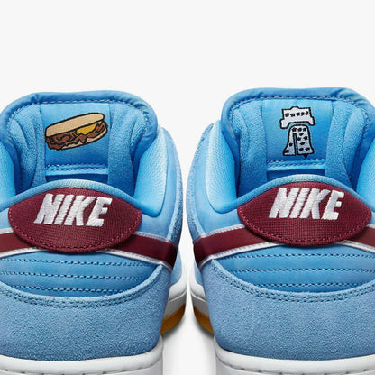Tênis Dunk Low Premium SB 'Philadelphia Phillies'