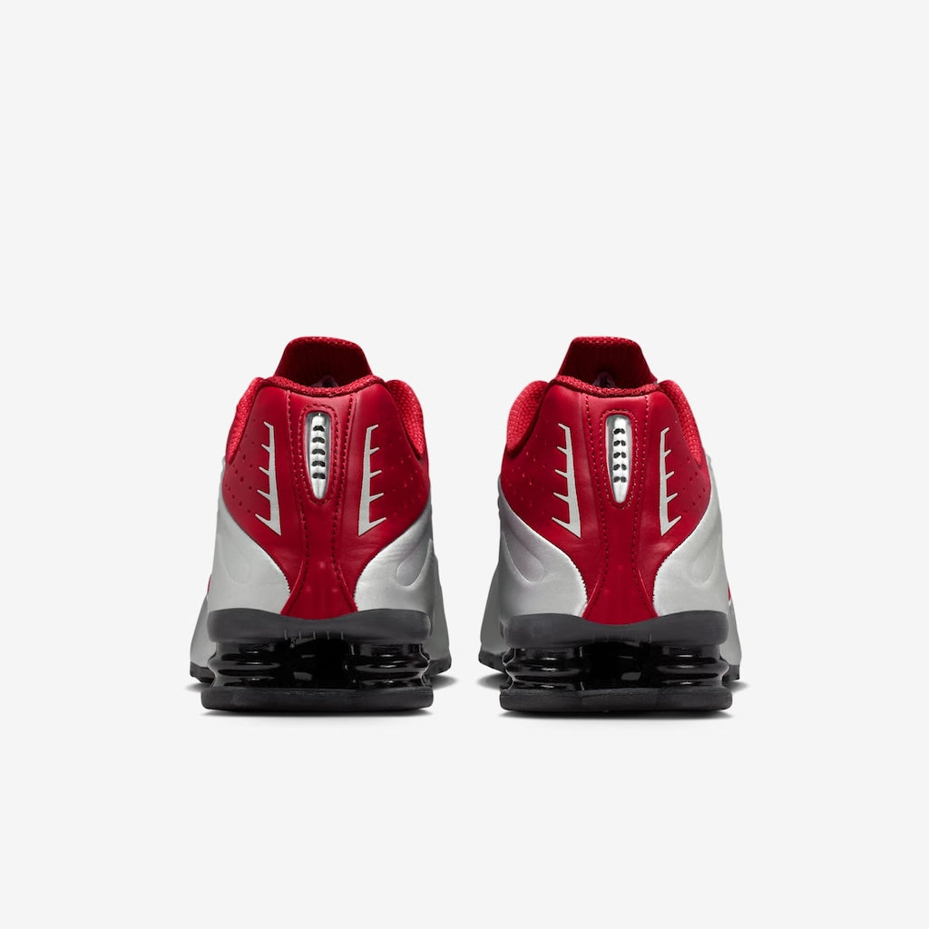 Nike Shox R4