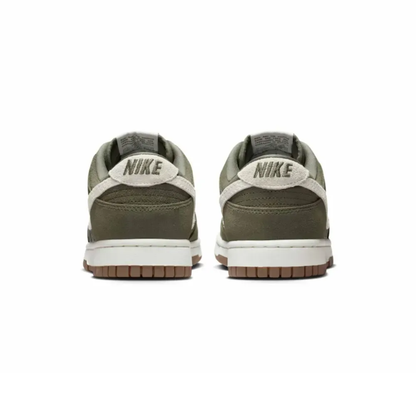 Nike Dunk Low SE Medium Olive
