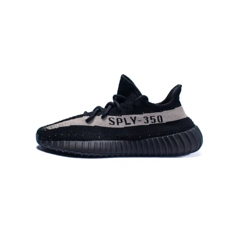 Yeezy Boost 350 V2 Oreo