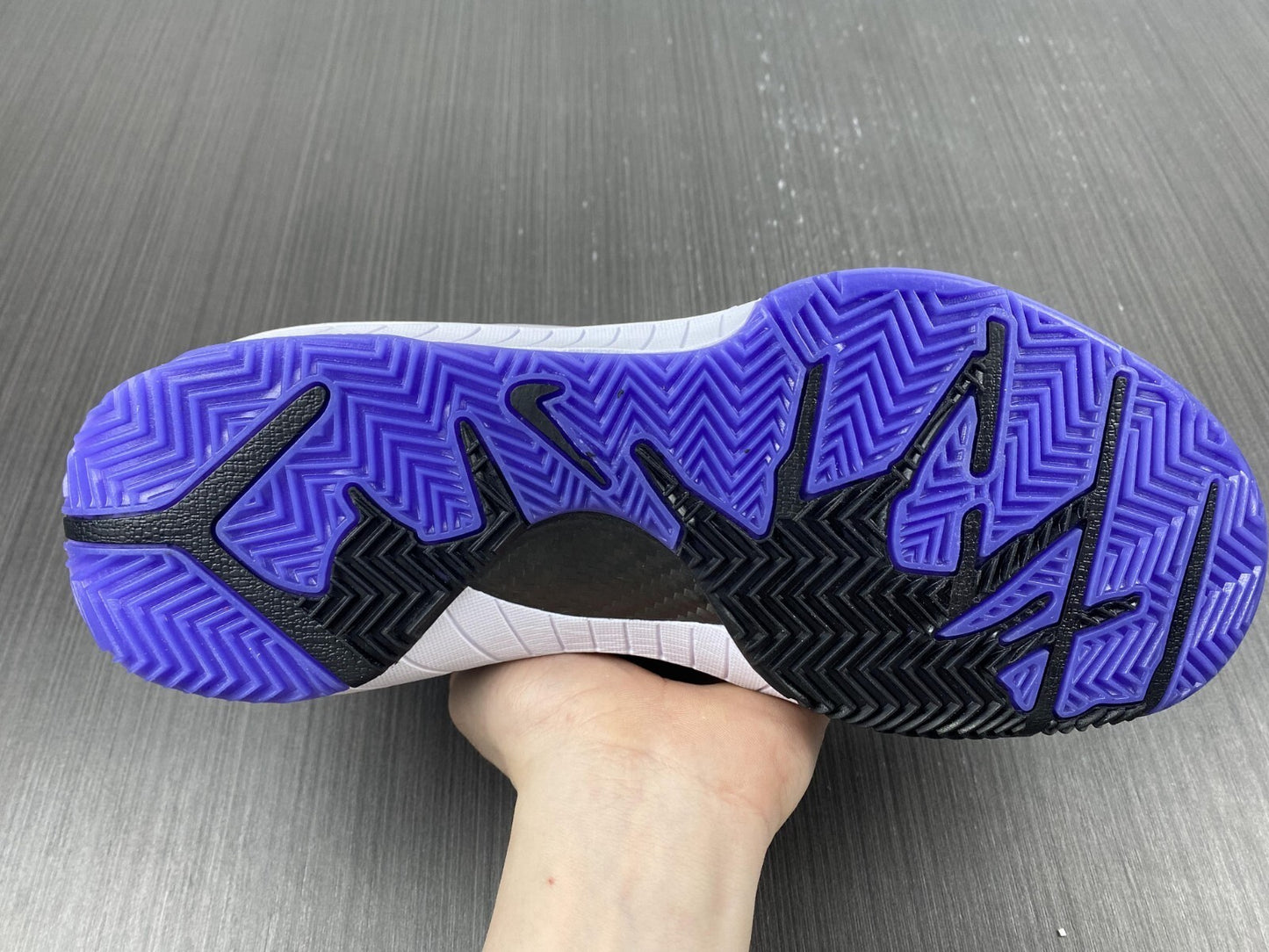 Tenis NK Zoom Kobe 4ª Geração