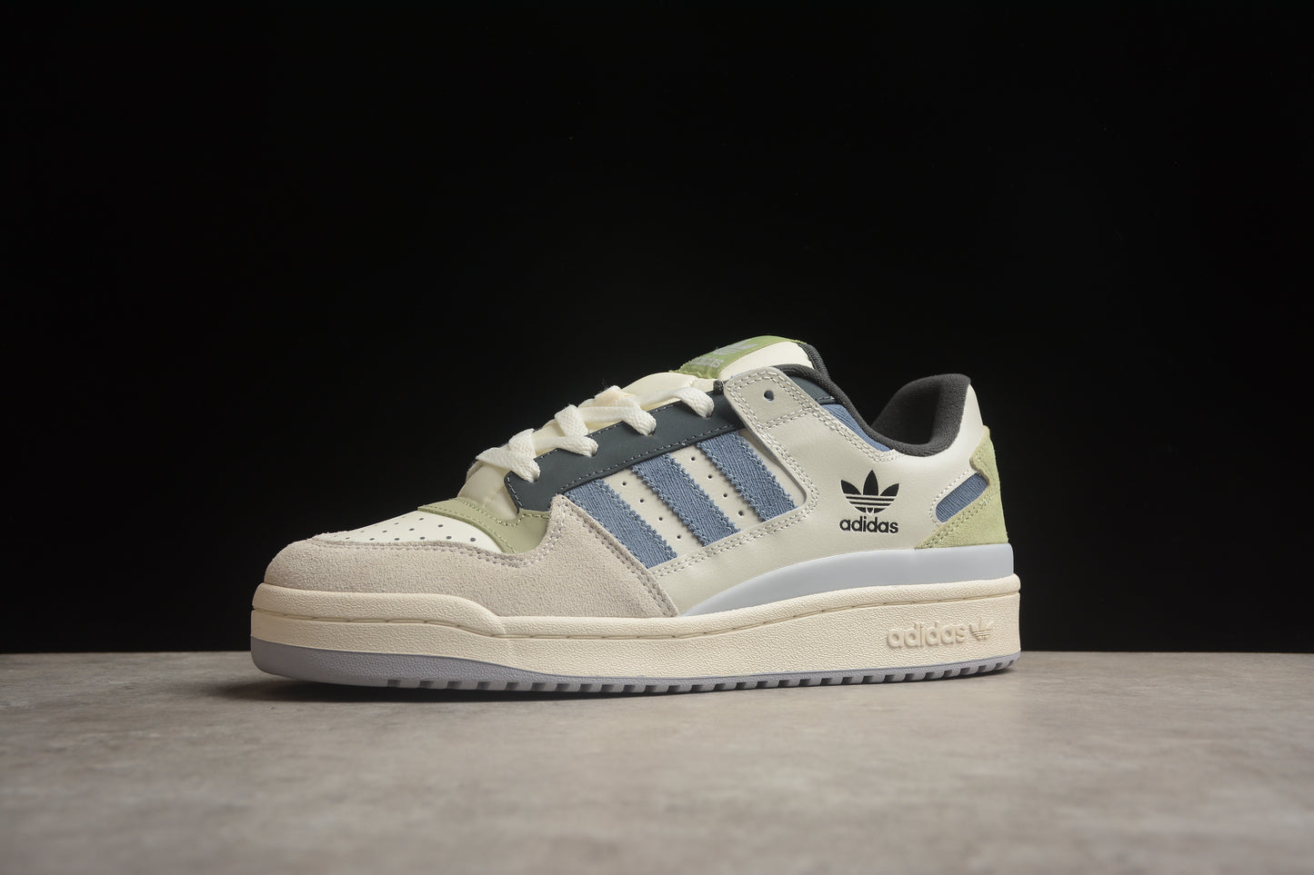 Tênis Adidas Forum LOW CL Trefoil Cano Baixo
